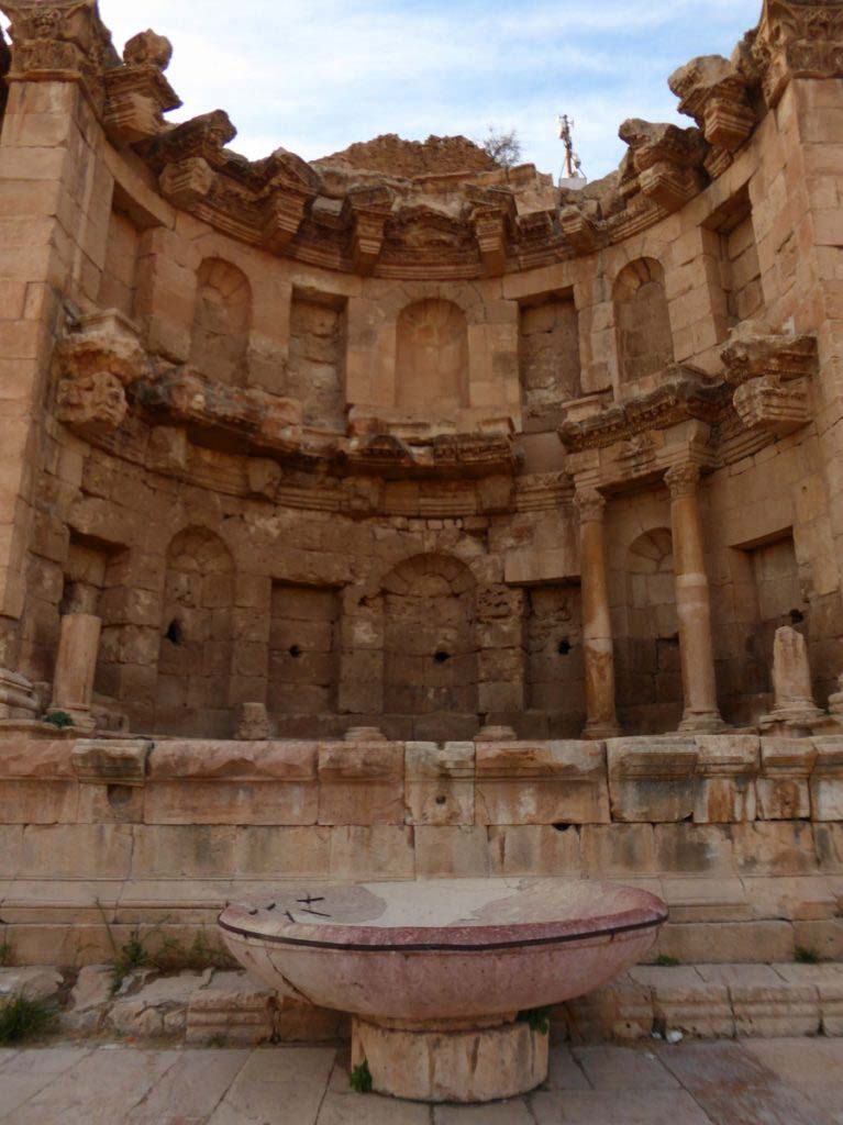 Jerash, Jordan, beautiful Roman ruins, favourite city in Jordan, Nymphaeum