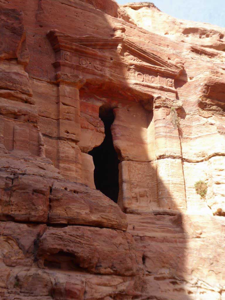 Lion tomb, things to do in Petra, Monastery Trail