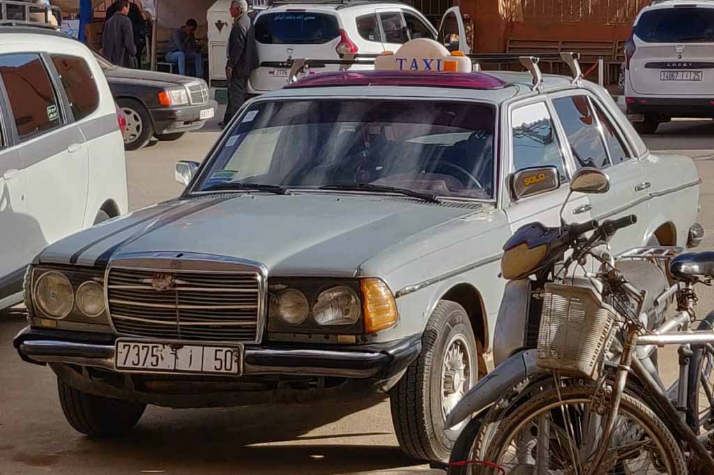 grand taxi morocco, grey mercedes