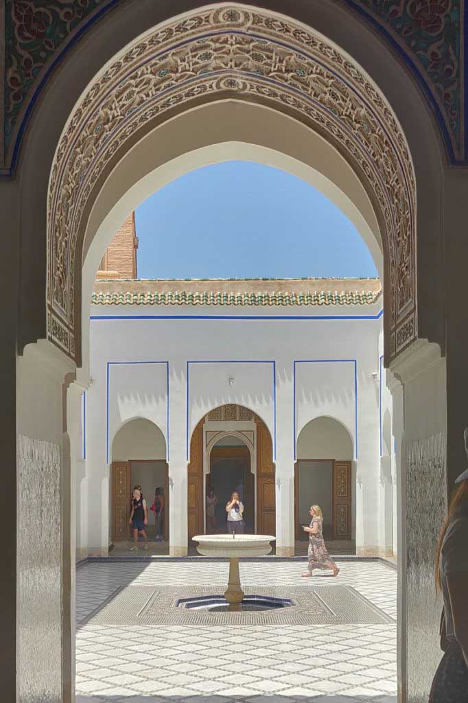 doorway in the Bahia Palace, stukko, mosaics, water fountain in courtyard